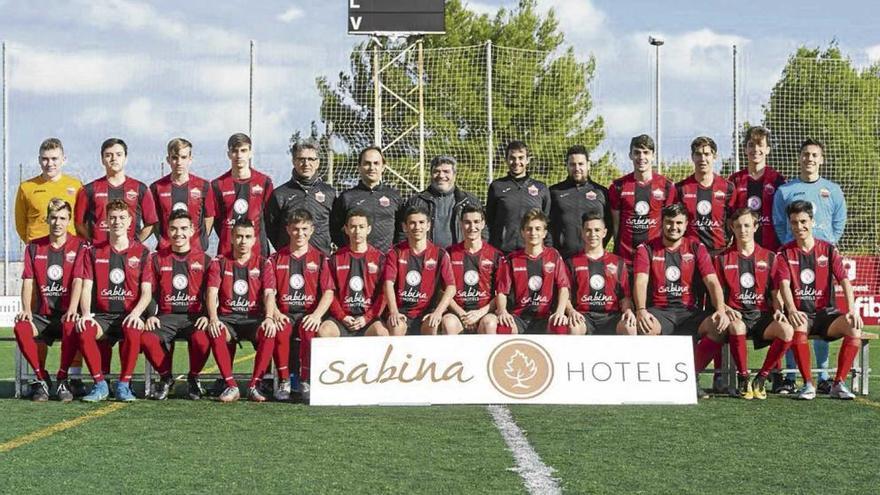 Serverense FC presenta sus equipaciones