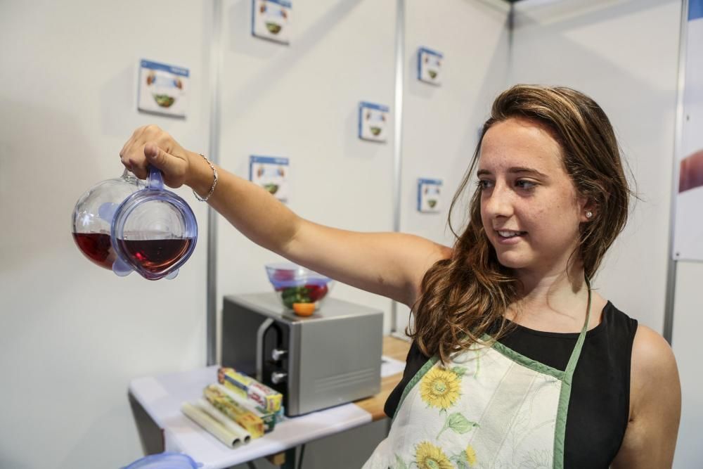 Objetos raros a la venta en la Feria de Muestras