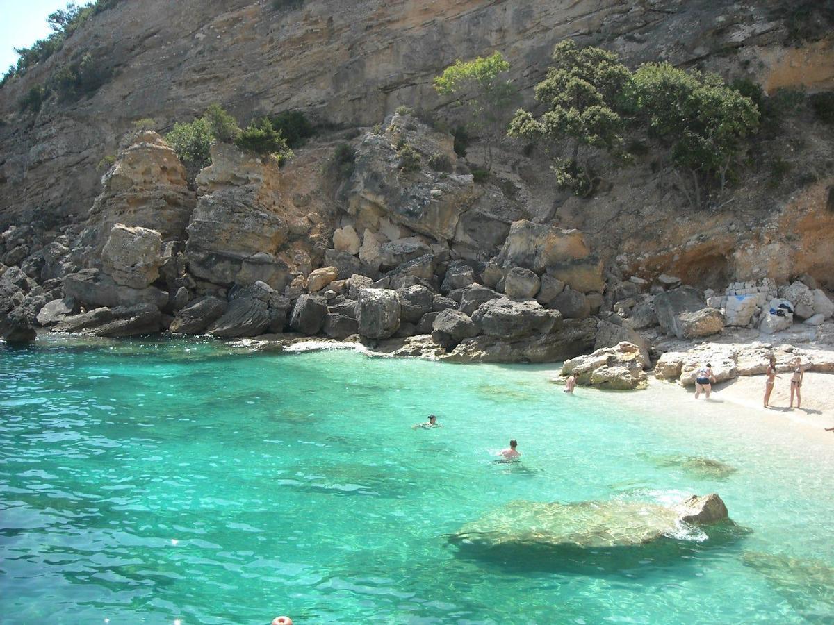 Cala Mariolu, Baunei, Italia