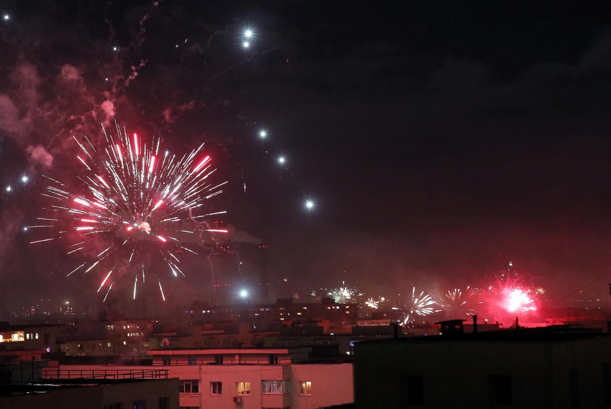 Fuegos artificiales en el mundo para recibir 2021