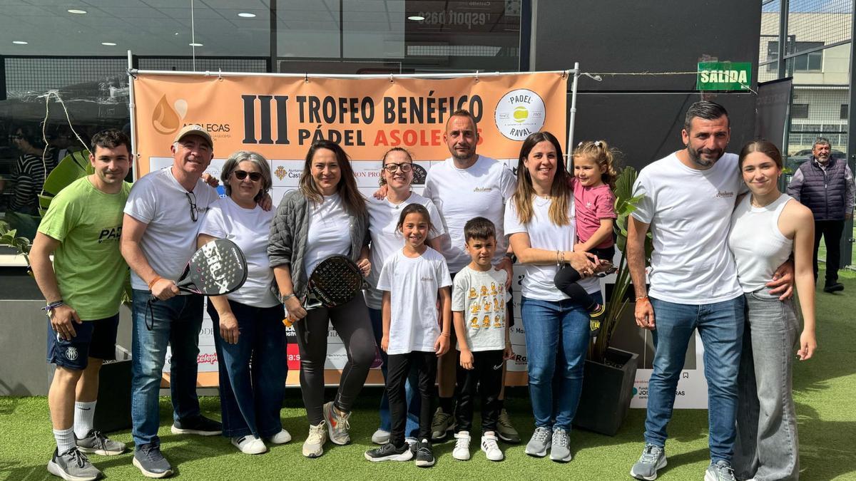 Torneo benéfico de pádel.