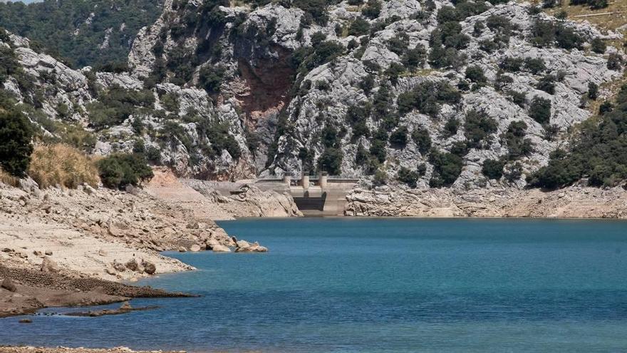 Imagen del embalse del Gorg Blau, que está al 48%.