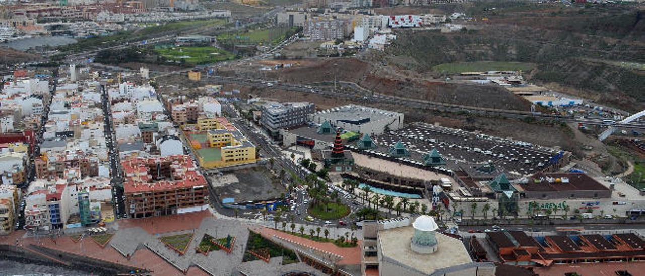 Urbanismo planea un hotel en  la zona de las naves de El Rincón