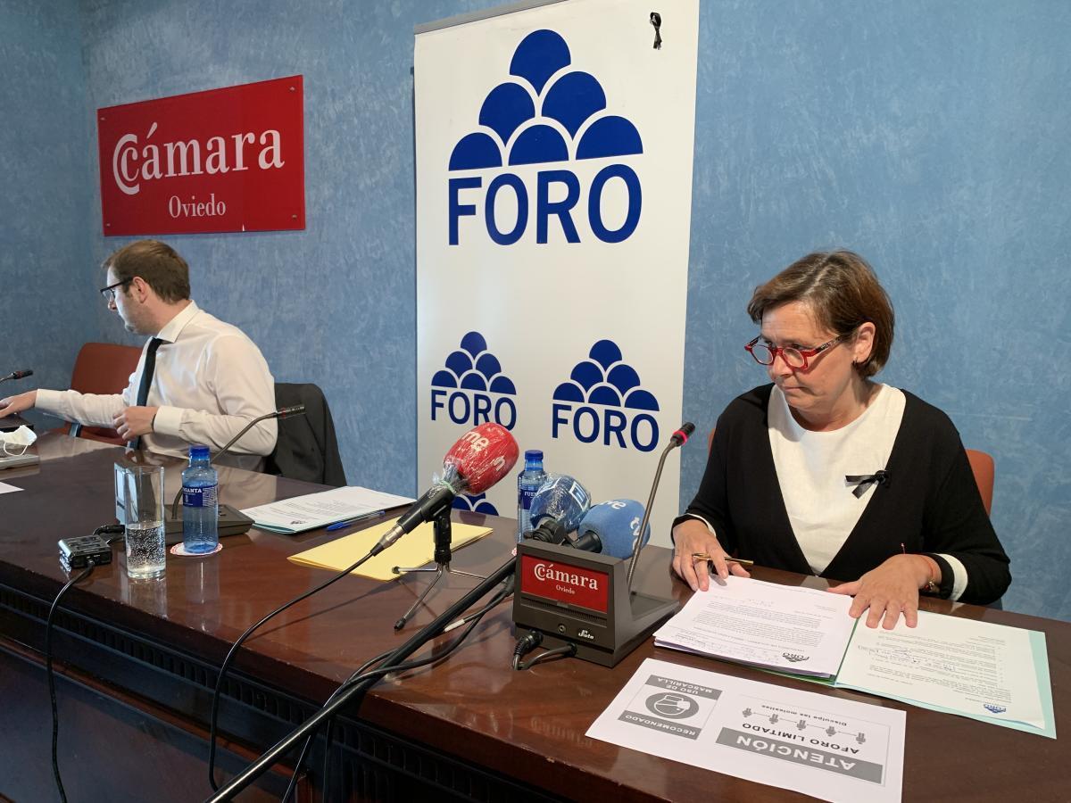 Carmen Moriyón y Adrián Pumares