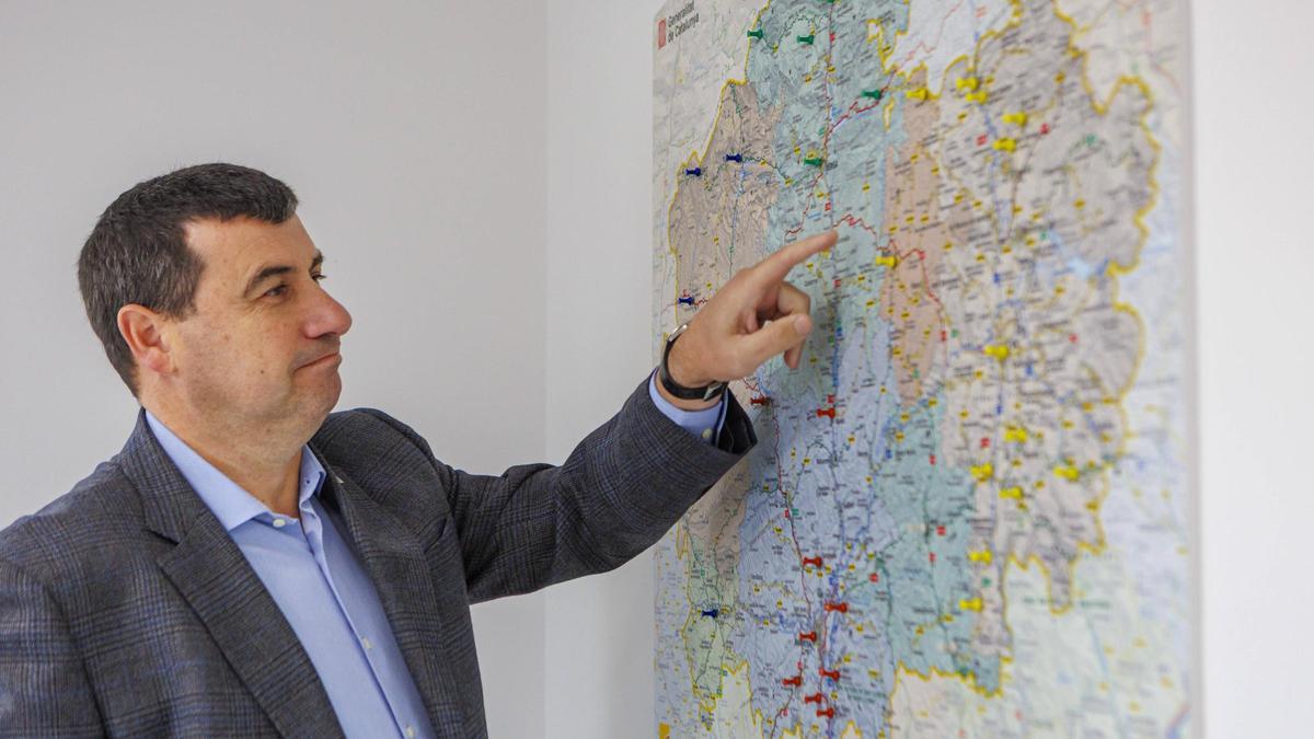 Sánchez repassant el mapa de la Catalunya central