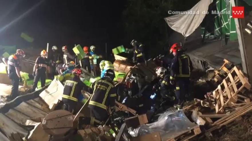 Muere un camionero al ser aplastado por la carga que transportaba