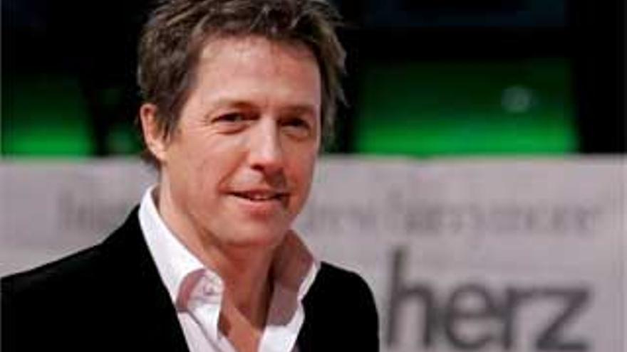 Hugh Grant no será procesado por agredir a un fotógrafo