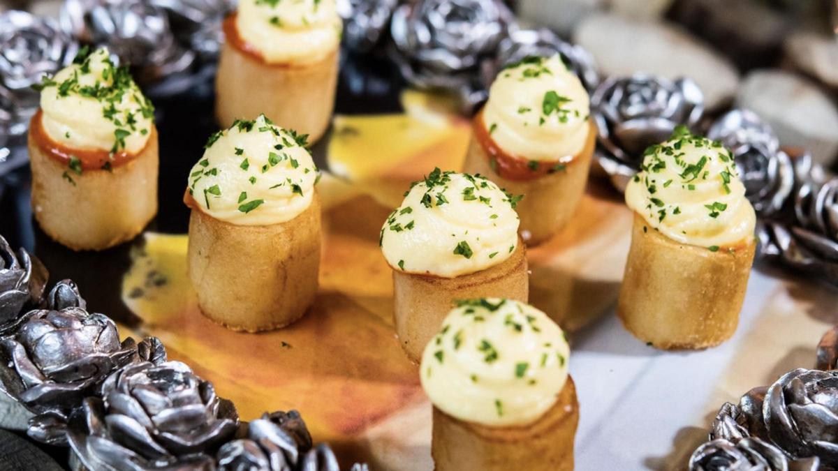Además de los platos del Pacífico Sur, en la carta no faltarán las bravas de Arola.