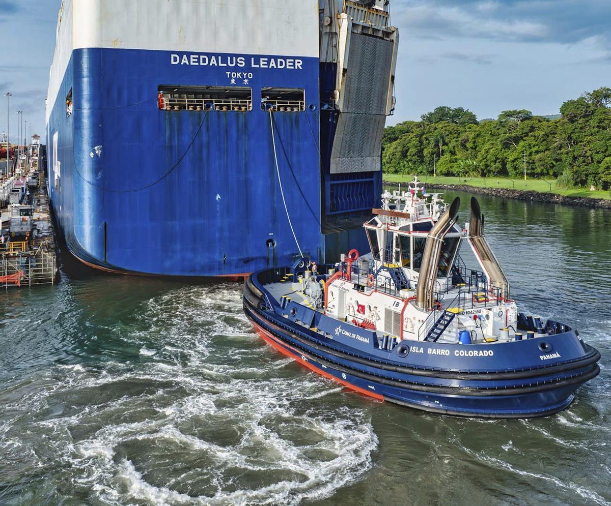 Preparados para mover buques gigantes en espacios muy limitados | AUTORIDAD DEL CANAL DE PANAMÁ