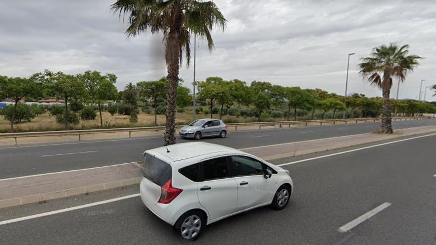 Tramo de la CV-821, carretera que conecta San Vicente del Raspeig y Sant Joan d&#039;Alacant