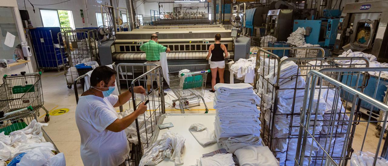 Un centro de trabajo que emplea a personas con discapacidad en Benidorm.