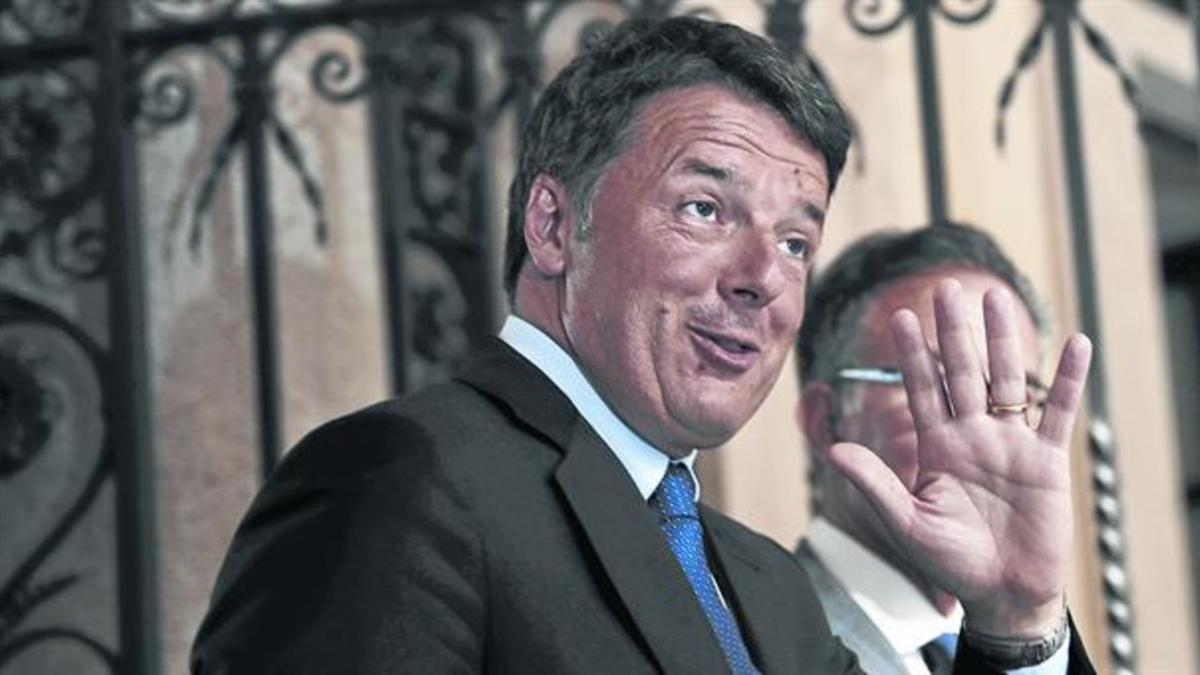 Matteo Renzi, a su llegada a una reunión en Milán, el 27 de junio.