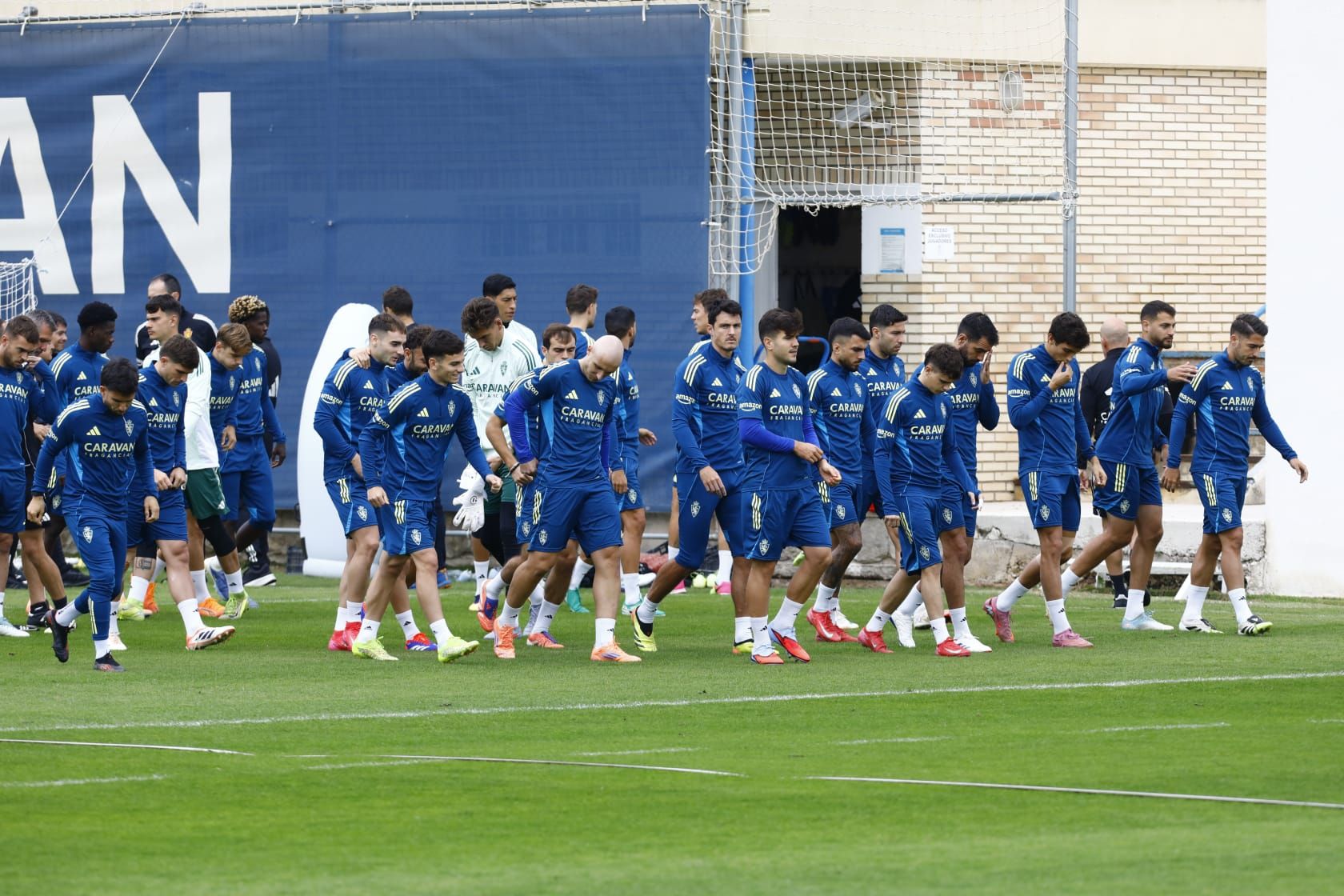 En imágenes | Primer entrenamiento de Emilio Larraz con el primer equipo del Real Zaragoza