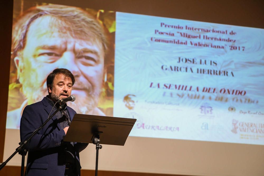 José Luís García, Premio Internacional de Poesía de la Fundación Cultural Miguel Hernández