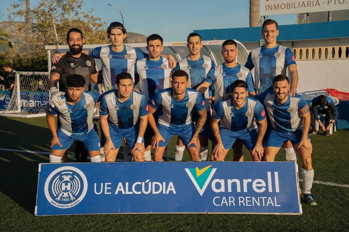El Alcúdia de Tercera División empató a dos con el Manacor