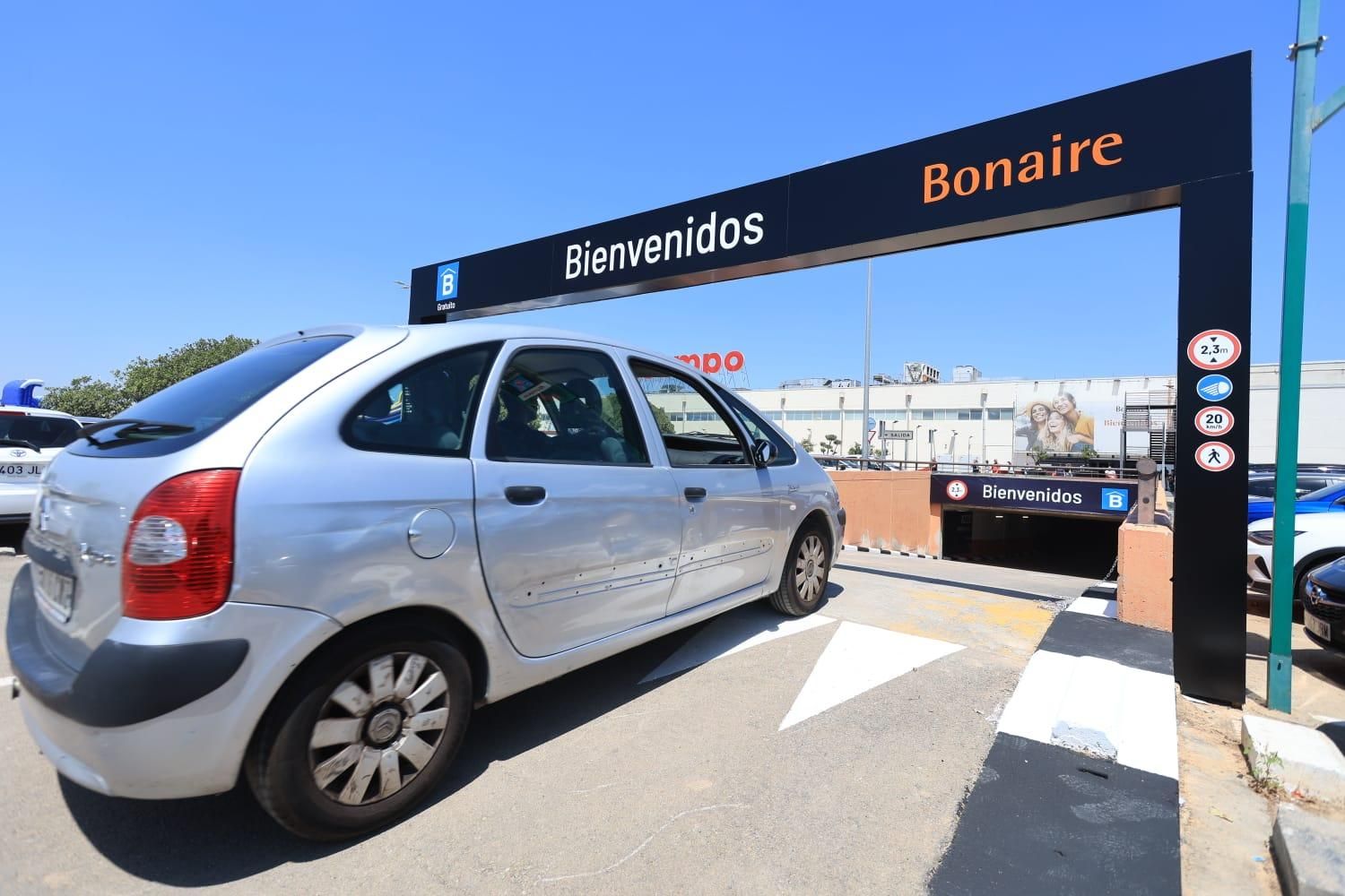 Reabre el parking subterráneo de Bonaire ocho meses después de la dana
