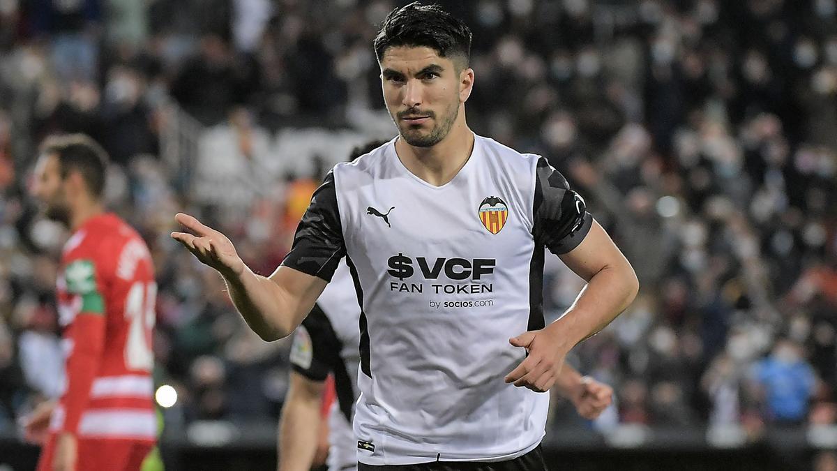 Carlos Soler, por ahora, no ficha