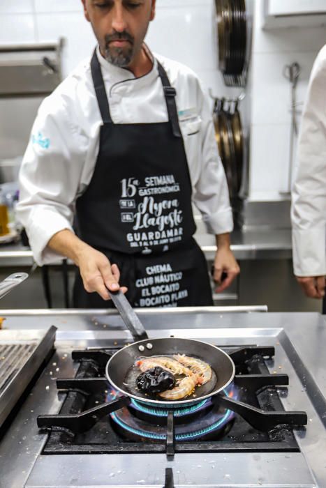 Niki Pavanelli, cocinero del restaurante tinerfeño Il Bocconcino, gana con su «Tierra y mar» el primer premio de la V edición del certamen guardamarenco