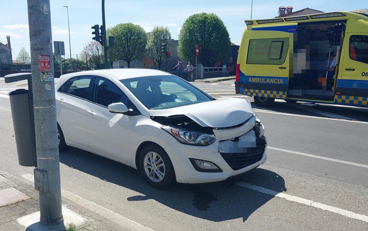 Estado en el que ha quedado el Hyundai de color blanco