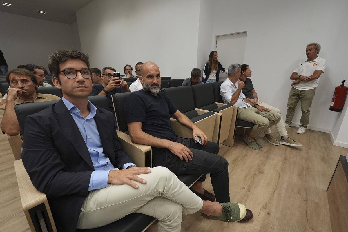 Les imatges de la presentació de Quique Álvarez Les imatges de la presentació de Quique Álvarez