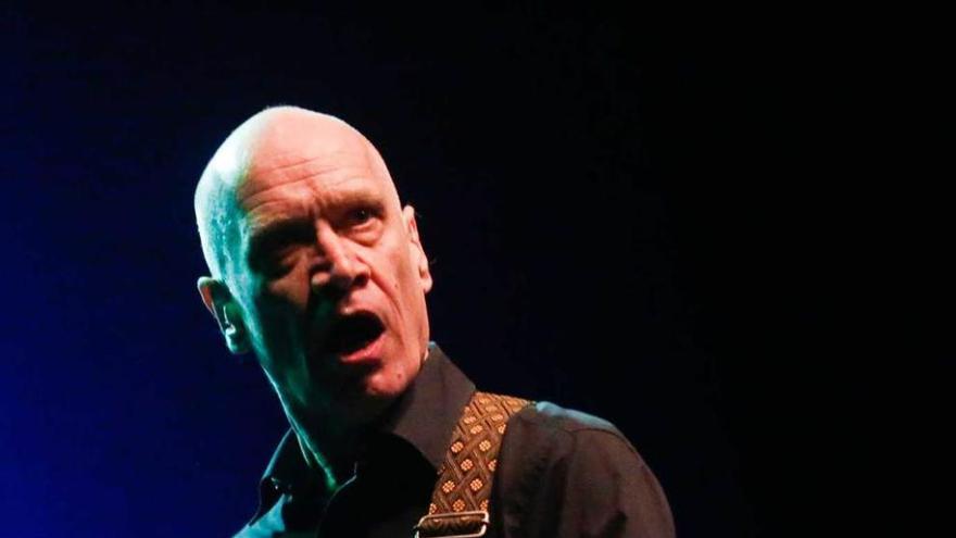 Wilko Johnson, ayer, durante el concierto en el Centro Niemeyer.