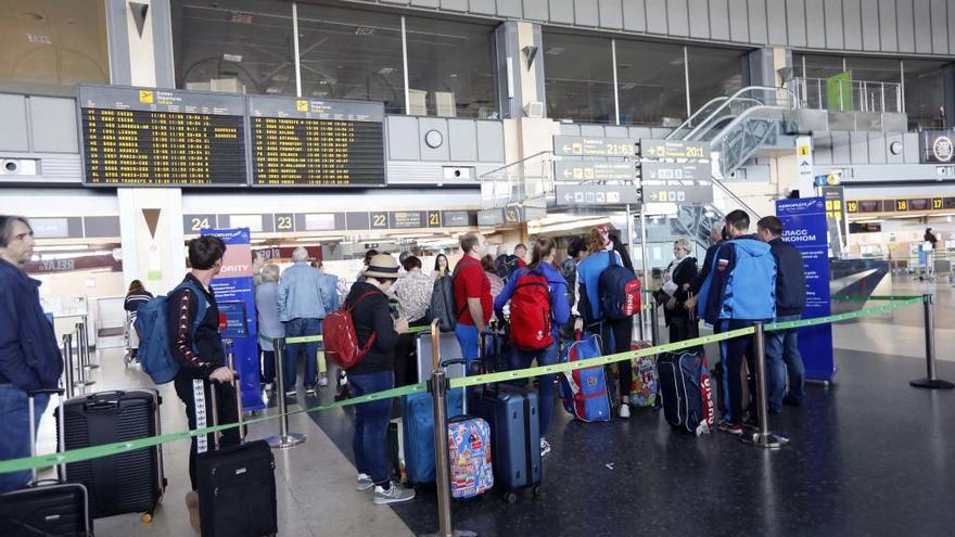 Ambiente en el aeropuerto de Manises