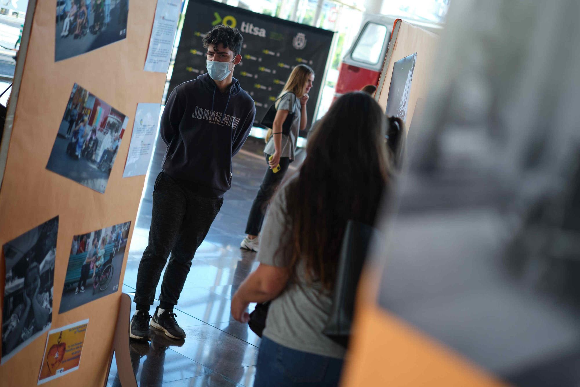 Exposición fotográfica de Queremos Movernos sobre las personas con discapacidad