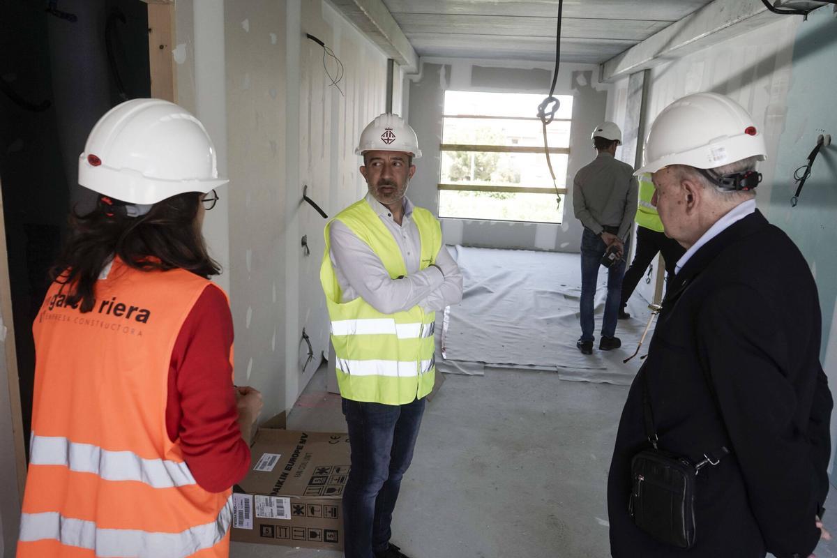 Visita a les obres de l'edifici d'habitatge cooperatiu en cessió d'ús de Manresa, La Bertrana