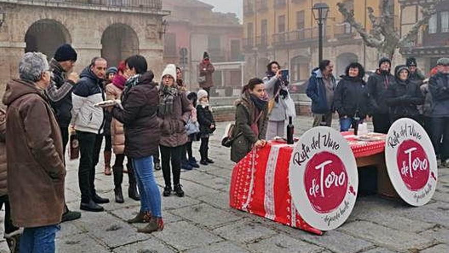 La Ruta del Vino de Toro celebra la llegada del nuevo año con chocolate, turrones y villancicos