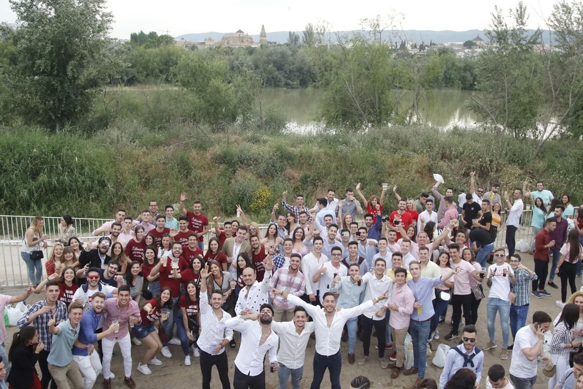 FOTOGALERIA / Botellón en el Arenal