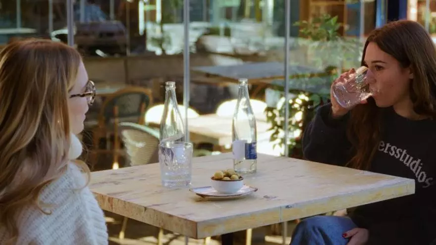 El 76% de los consumidores prefiere agua mineral cuando pide agua en un restaurante