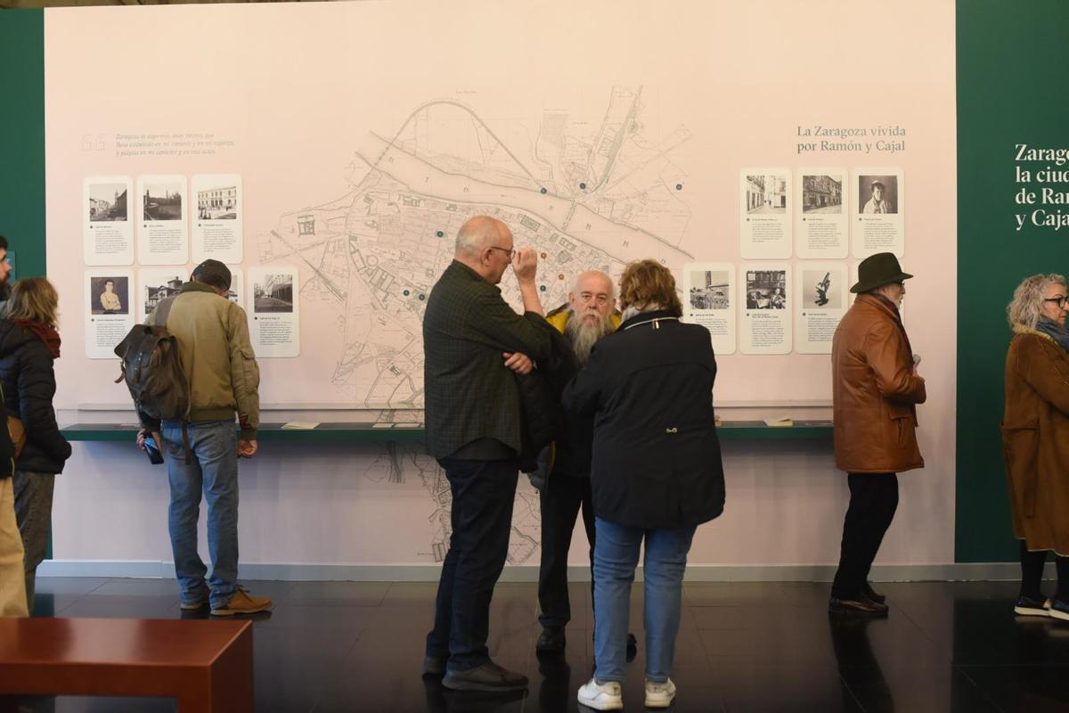 En imágenes | Gran ambiente en los museos de Zaragoza por San Valero