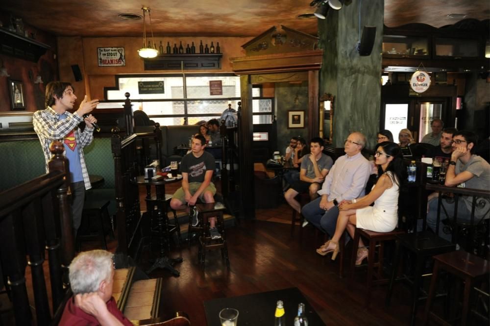 Ciencia y monólogos en un pub de Murcia