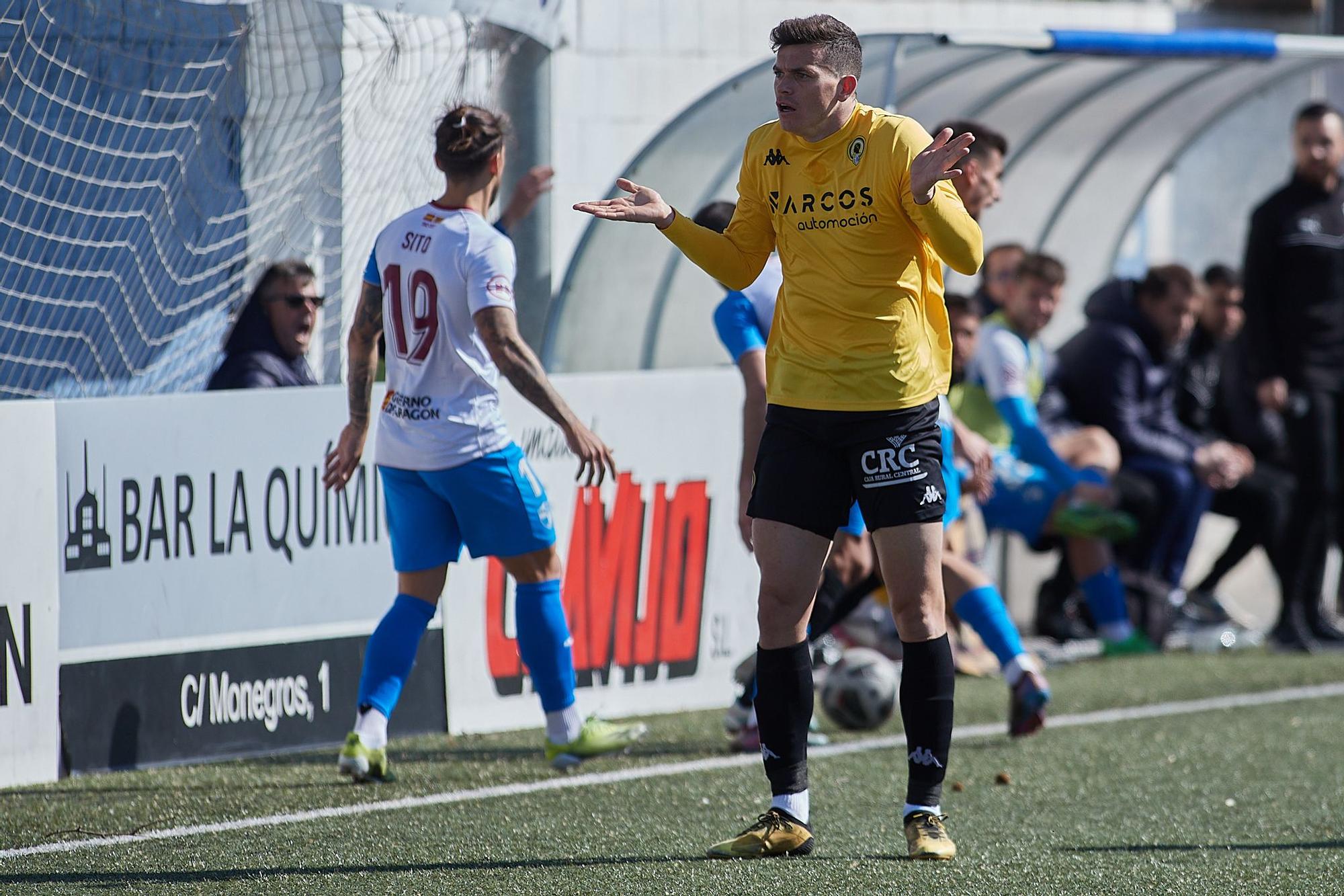 Victoria del Hércules en Zaragoza ante el Ebro