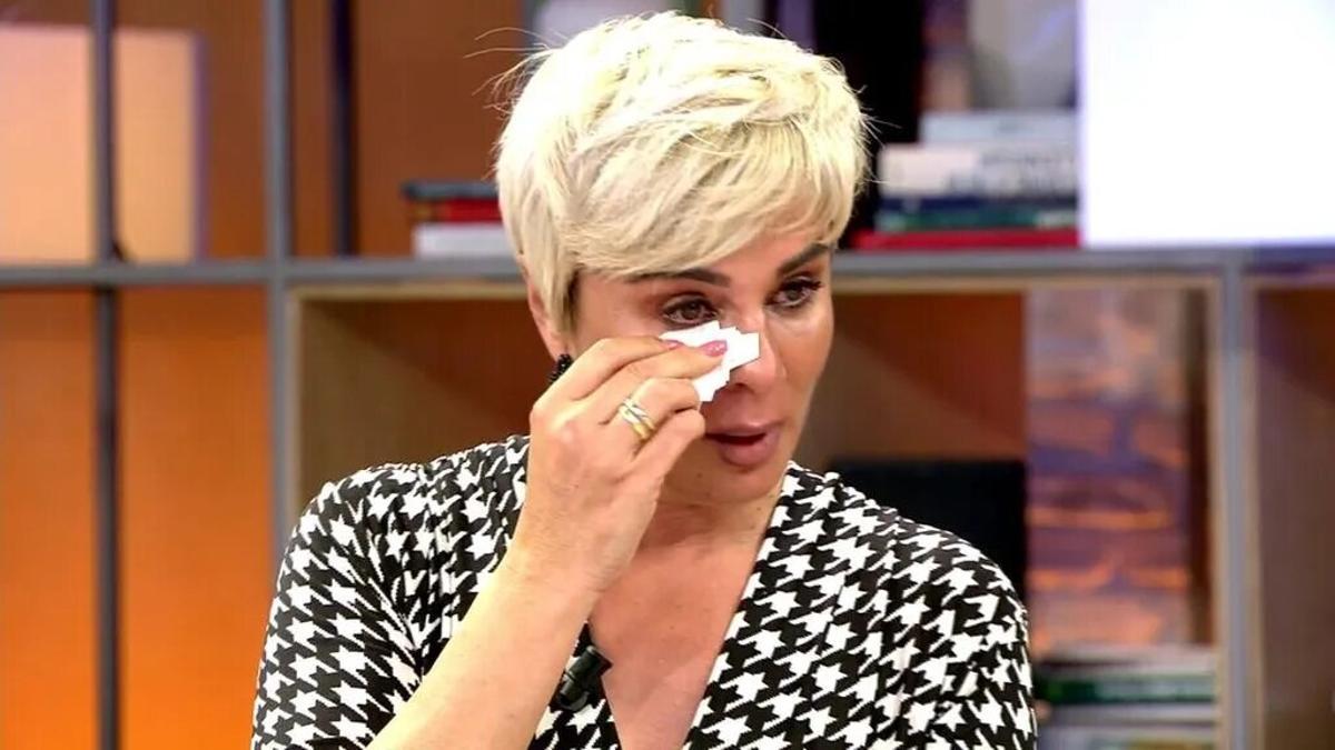 La exmujer de Ortega Cano, triste tras el fallecimiento de un familiar: "La vida nos ha golpeado duramente"