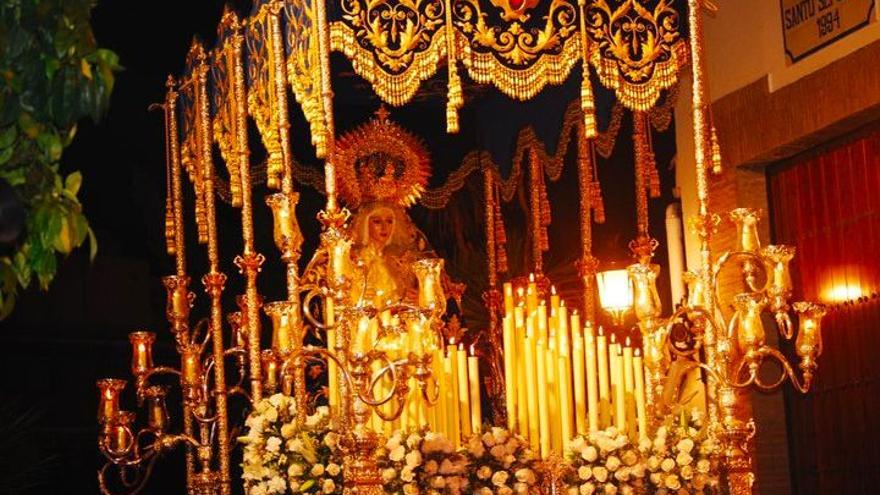 Roban el ajuar de la Virgen y 3.000 euros de la Hermandad del Nazareno de Marbella