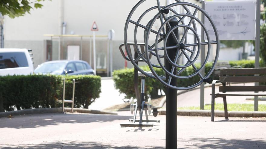 Actividad física al aire libre para mayores de 50 años: de mayo a agosto, con monitores y en Avilés
