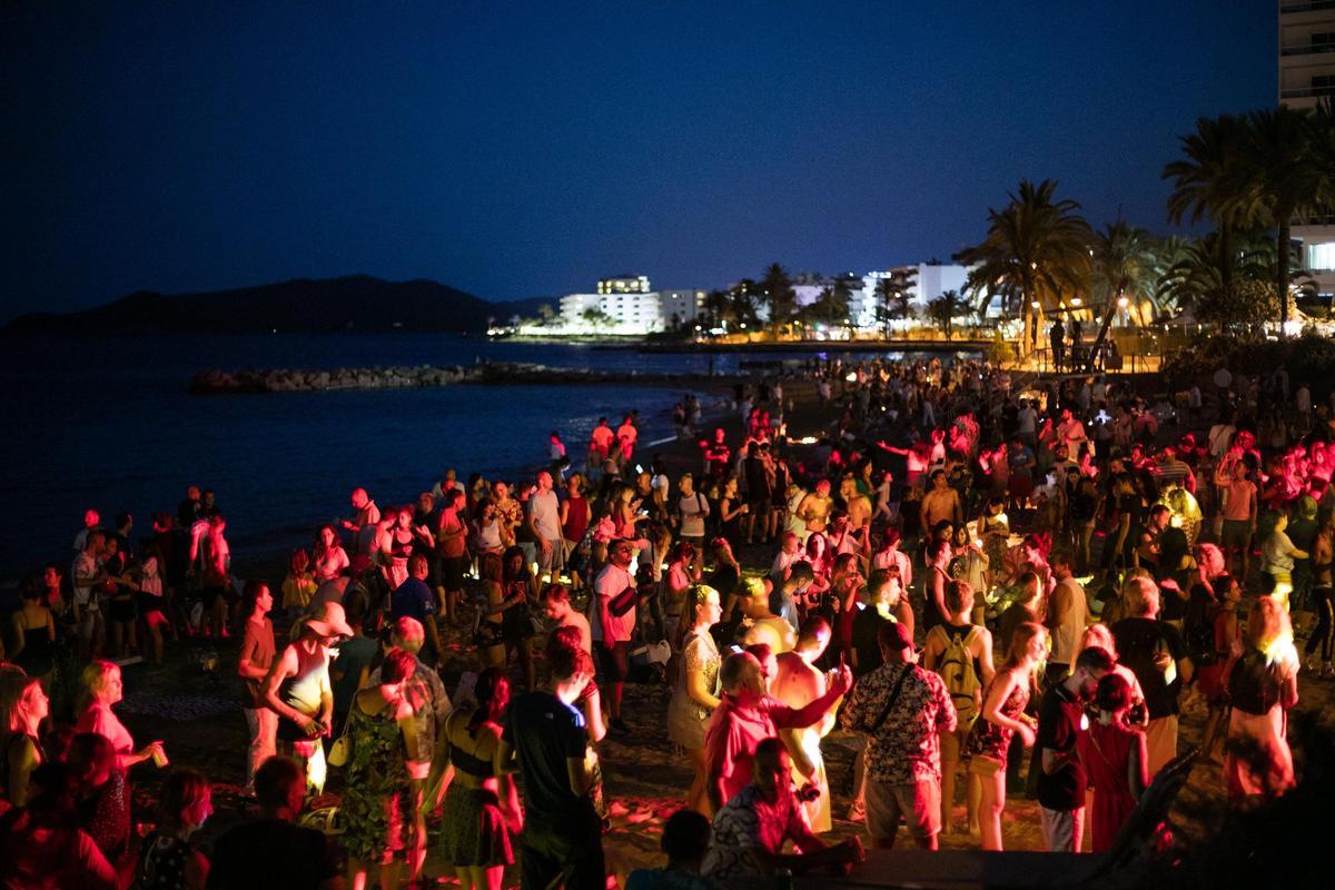 Imagen de archivo de la noche de San Juan en Ibiza
