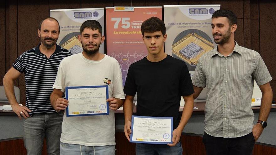 Dos alumnes de l’institut Lacetània, premiats al concurs de l’ Institut de Microelectrònica de Barcelona