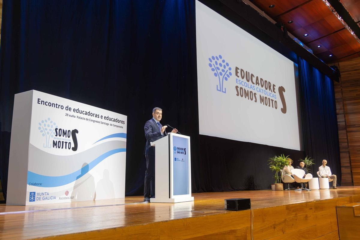 Encontro de educadores e educadoras no palacio de congresos: Encontro de educadores e educadoras no palacio de congresos:
