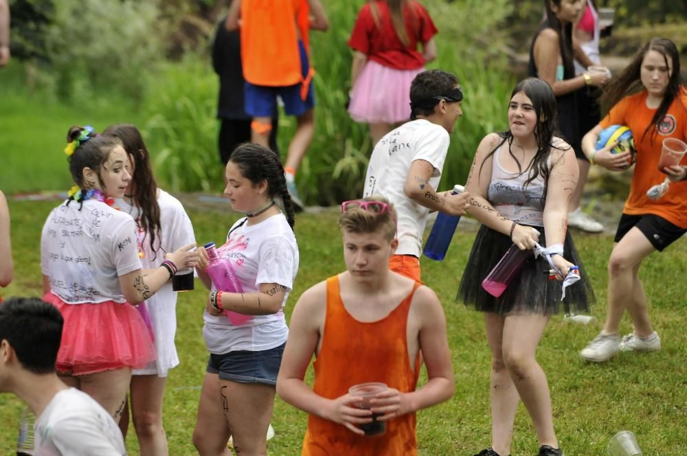 Los participantes en la jira festiva de Sotrondio.