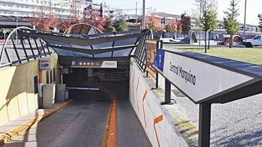 Entrada de l&#039;aparcament del parc Central en litigi amb l&#039;Ajuntament de Girona.