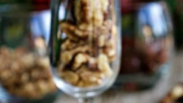 Dátiles rellenos de queso y nueces