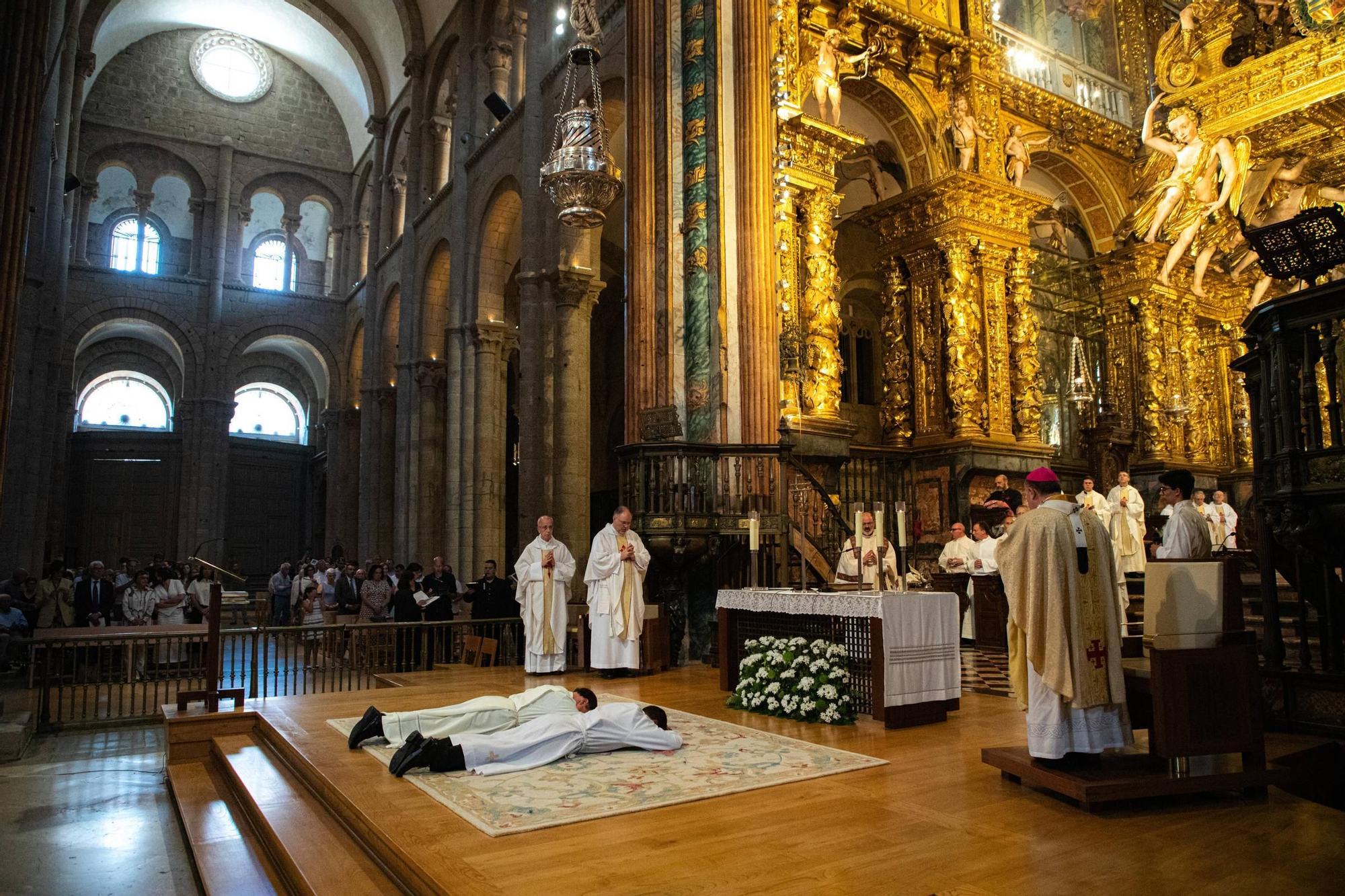 Ordenación de dos nuevos diáconos en la Catedral