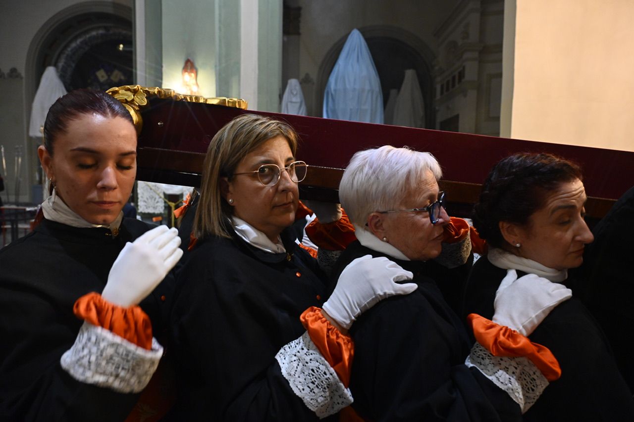 Las imágenes de la procesión del Cristo de la Misericordia y Virgen del Rosario en Cartagena