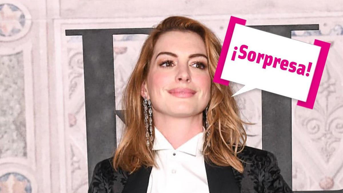 Anne Hathaway demuestra que una reina nunca llega tarde