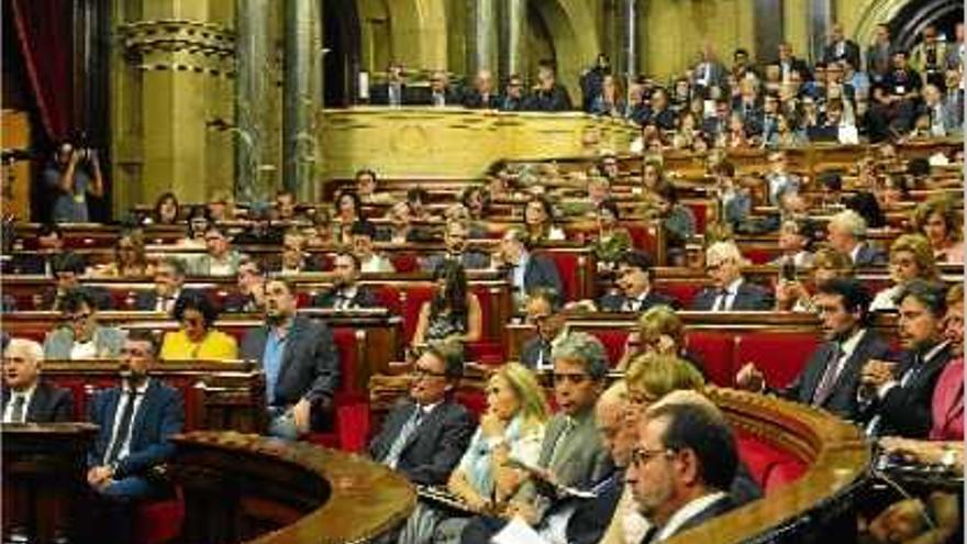 Una sessió plenària del Parlament de Catalunya, on ara s&#039;haurà d&#039;aprovar la llei de creació del Moianès