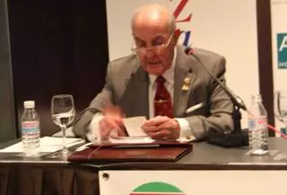 In memoriam: A los 100 años de Manuel Martínez Molinero