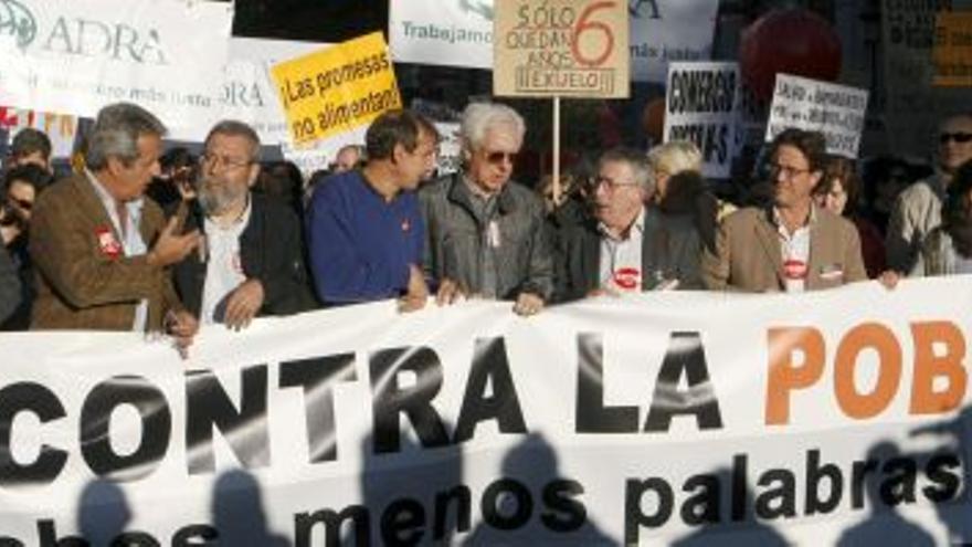 Numerosas oenegés solicitan al Gobierno que no utilice la crisis como &quot;excusa&quot; y cumpla su &quot;compromiso&quot; con los países empobrecidos