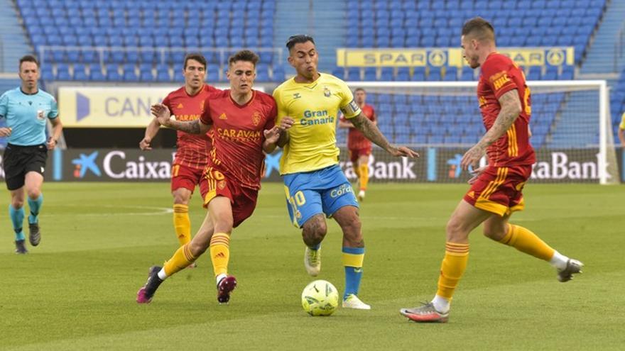 La UD Las Palmas repite sus lamentos ante el Zaragoza